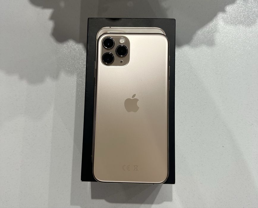 Iphone 11 pro златен цвят