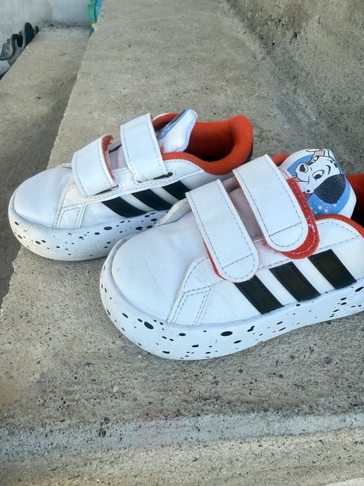 Детски маратонки.