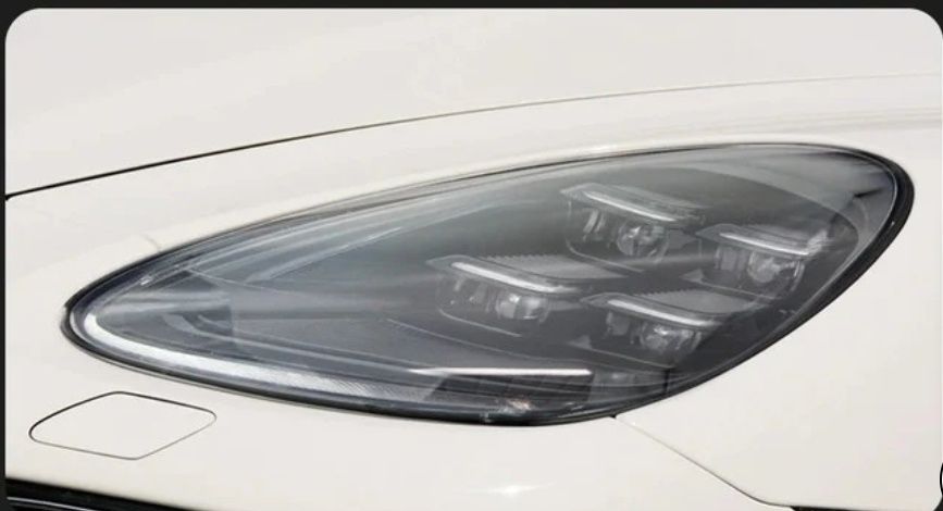 Faruri Full LED Porsche Cayenne look 2024 compatibile 2011-2023