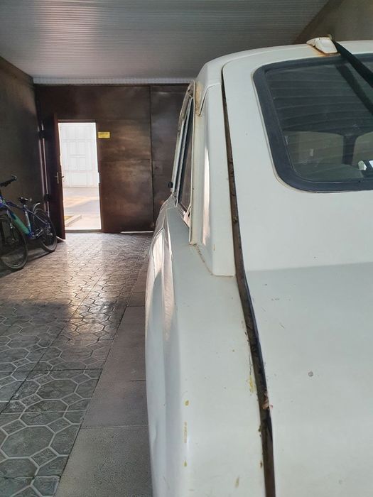 Москвич Комби срочний сотилади