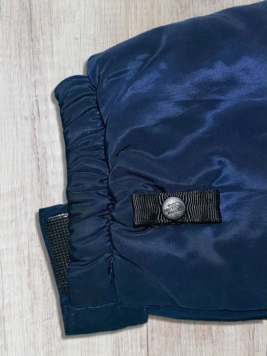 Geaca the north face Semi Lucioasa shiny albastra ajustabila la maneci