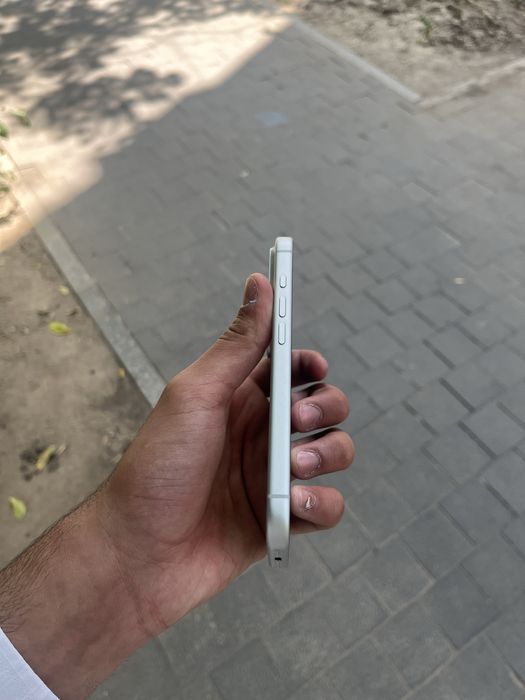 Продам Iphone 17 Pro 256gb E-sim