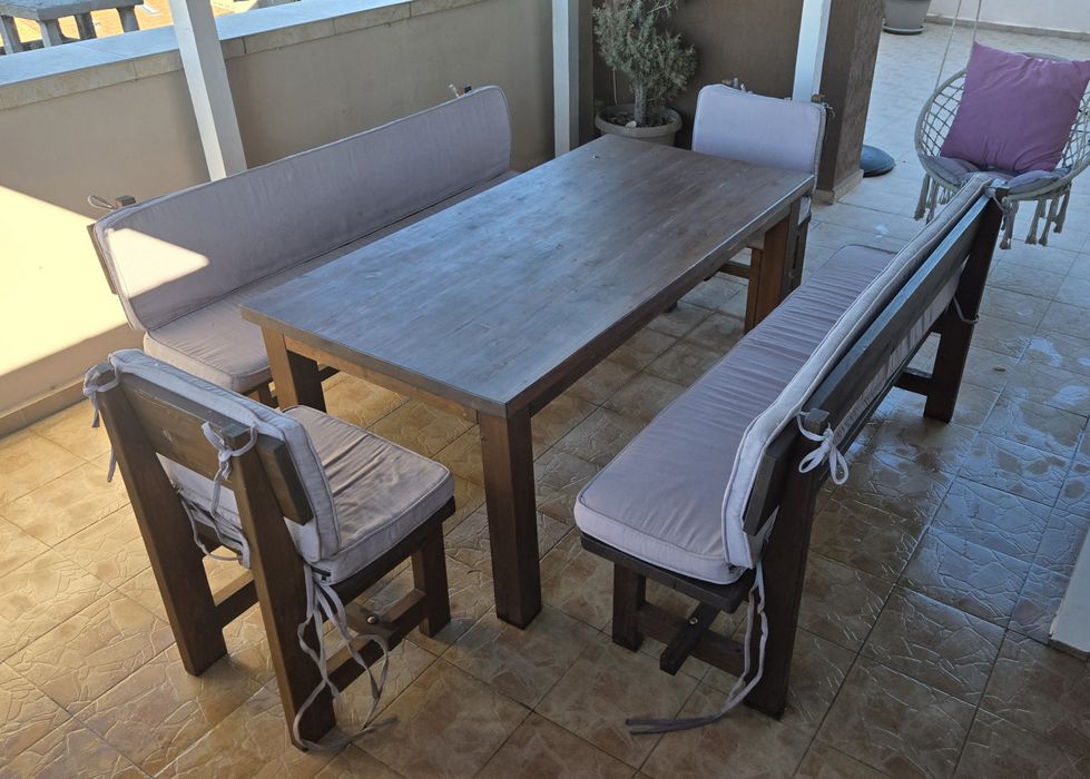 К-т дървена маса две пейки и два стола от БУК