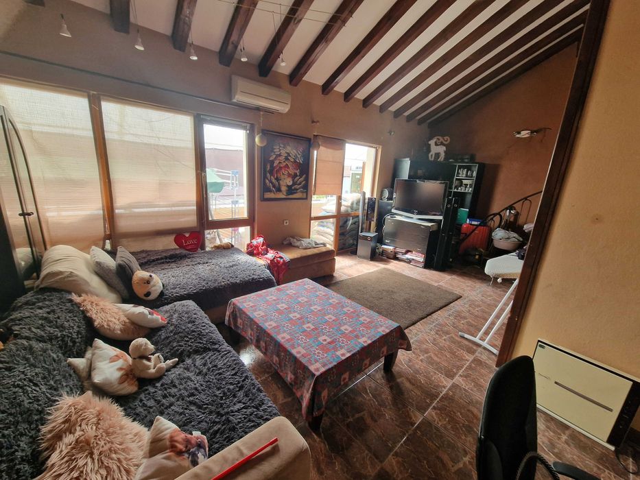 Продава се Многостаен апартамент в Благоевград, Освобождение - 200 кв.м за 1500 €/кв.м - Снимка #3