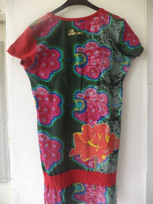 Блузи  DESIGUAL  размер  L ,XL