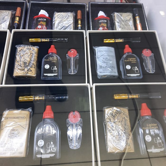 Зажигалки,наборы для зажигалок