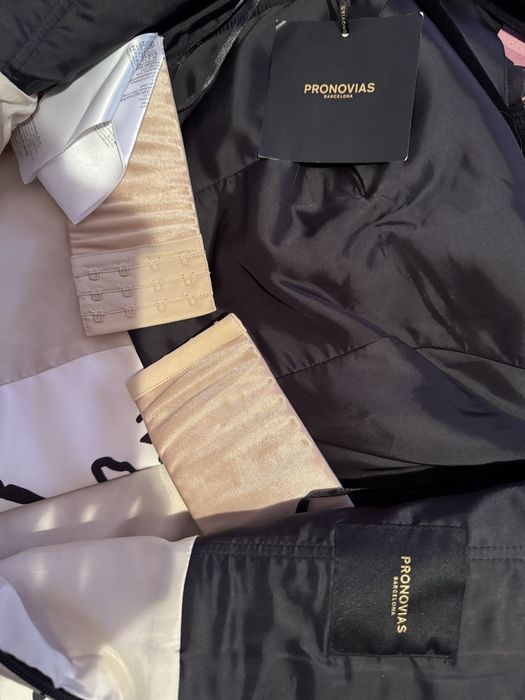 Rochie eleganta Pronovias neagra marime 36