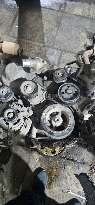 Двигатель 3uz-fe