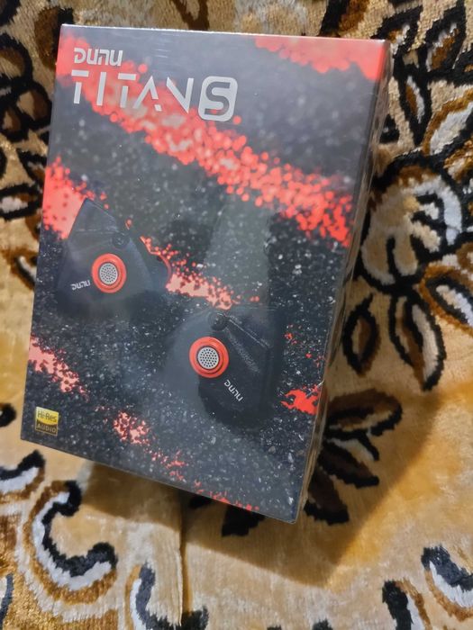 Наушники  DUNU TITAN S (новые)