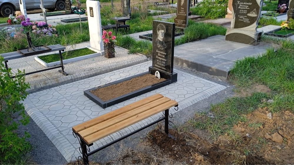 Ескерткiштер. Памятники