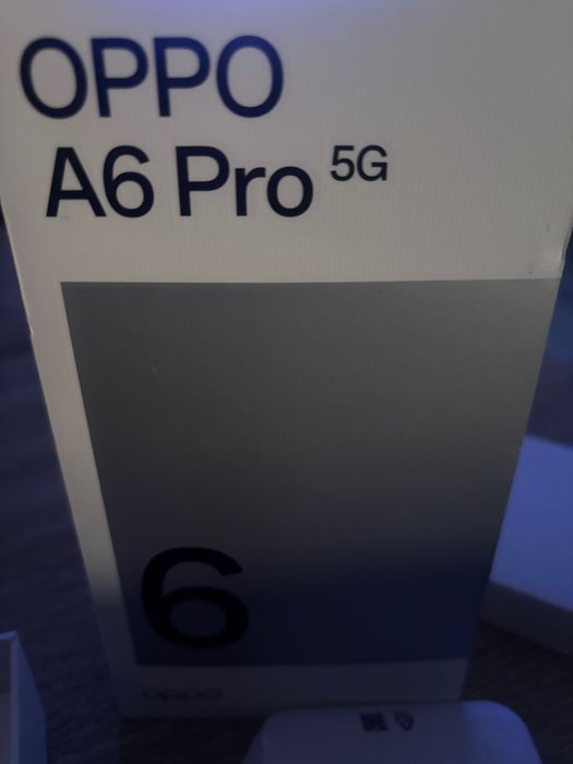 Vând telefon  Oppo a6 pro