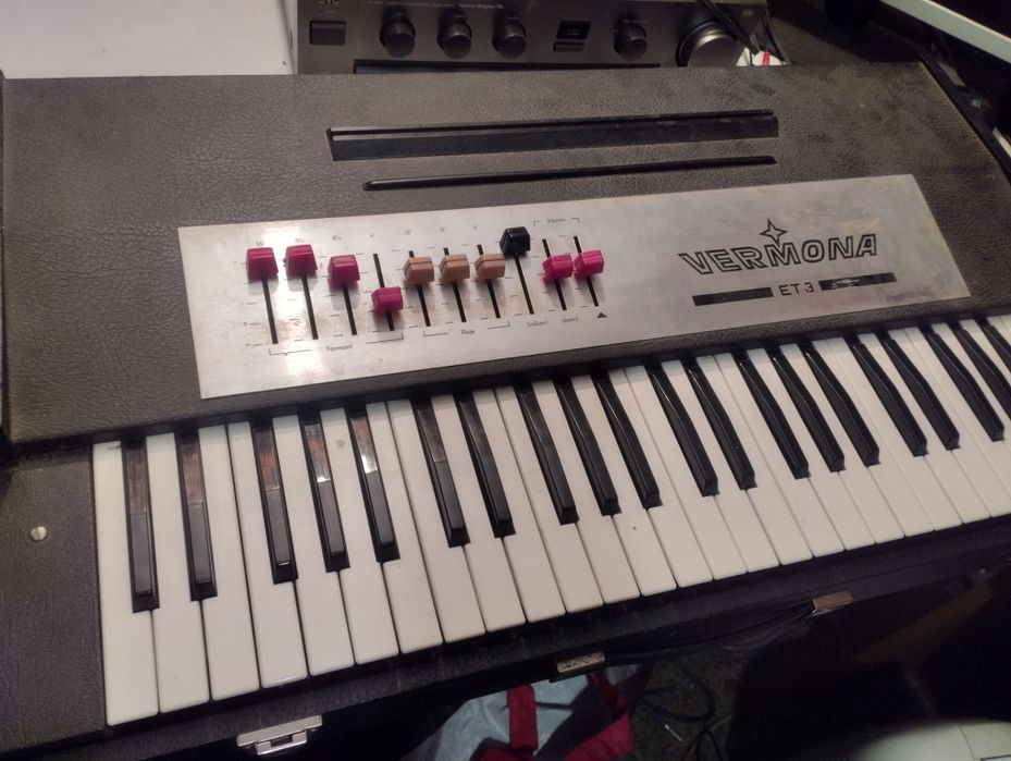 Синтезатор Vermona ET3