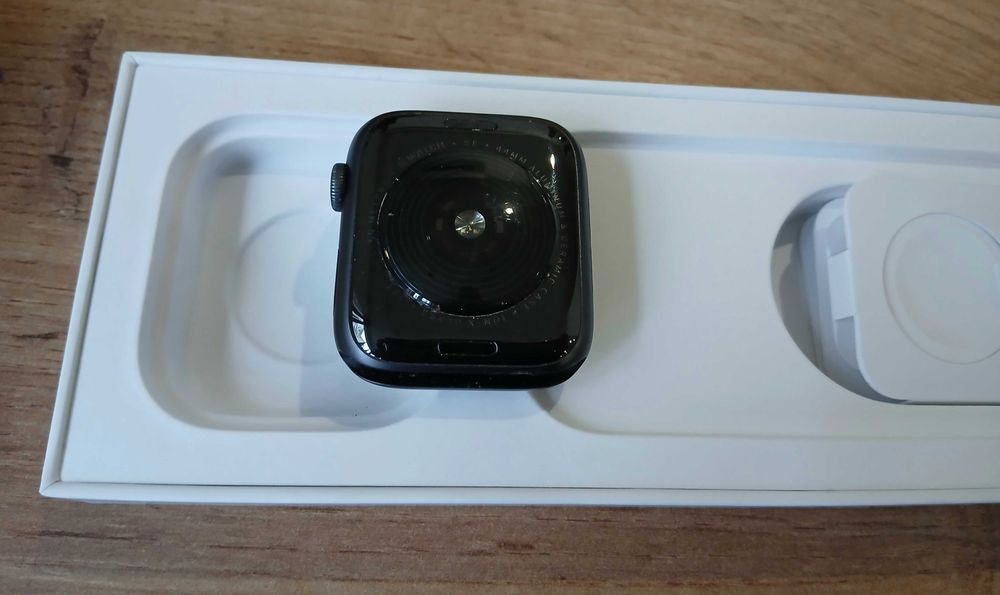 Apple Watch SE в ГАРАНЦИЯ