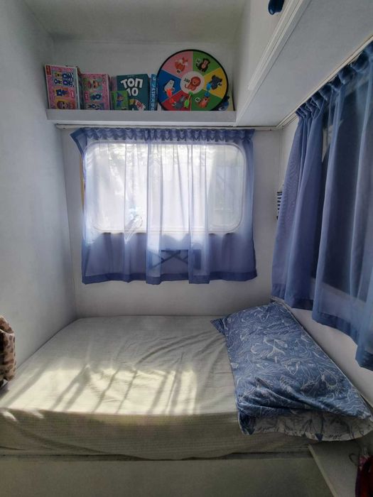 Продавам стационарна каравана с навес на къмпинг "Якото Място"