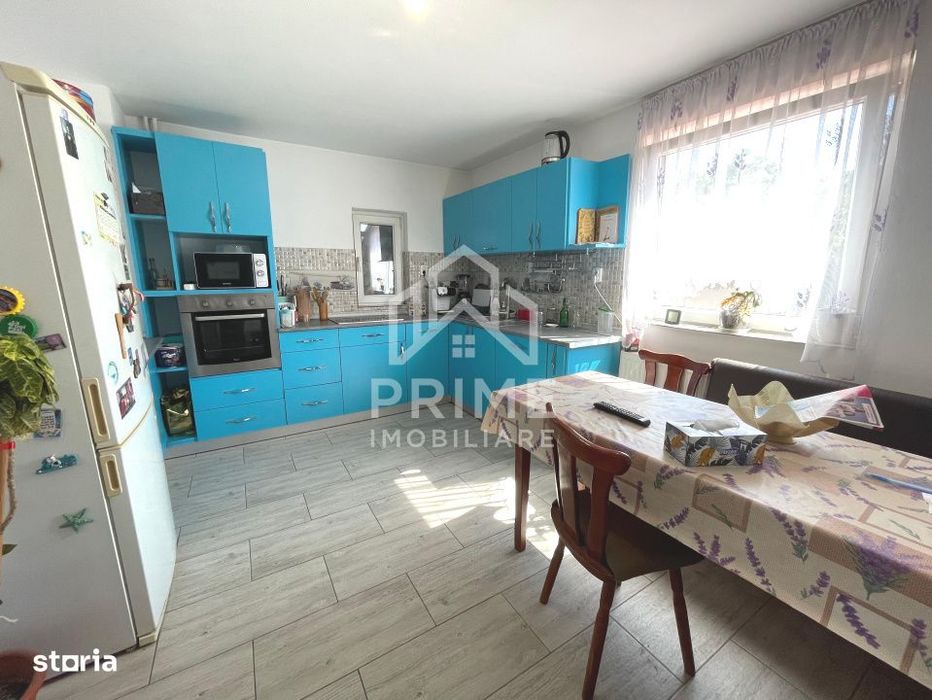 Casa de vanzare | 4 camere | terasa si foisor | Zona ultracentrala | S