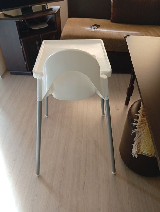 Продавам детско столче