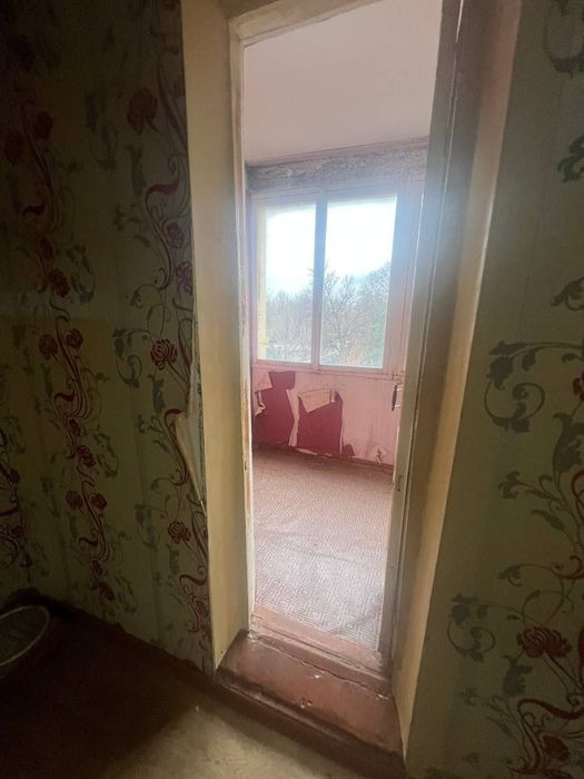 Срочно!!!Продаётся 1 комнатная квартира Сергели-4