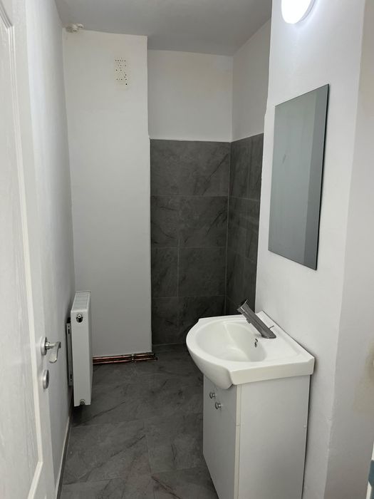 se vinde garsonieră Bărăgan