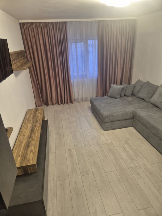 Apartament 2 camere de închiriat