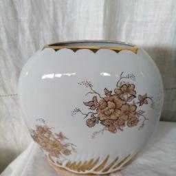 Vaza vintage din portelan, pictata manual