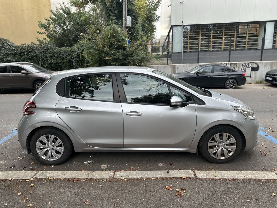 Peugeot 208 – 1.4 HDi - 2012