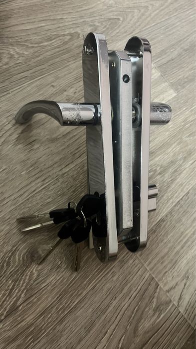 Дверной замок