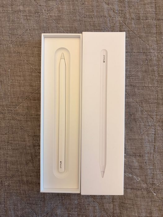 Apple Pencil 2 cu încărcare magnetică