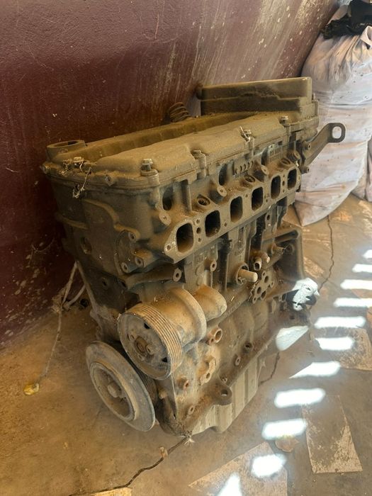 Двигатель мотор Tuareg Volkswagen