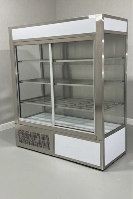 Холодильная витрина для шашлыка