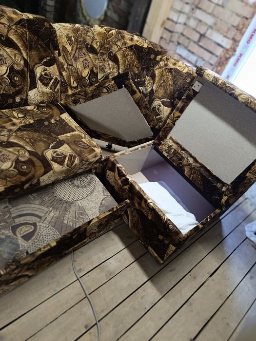 Кухненски ъглов диван разтегателен