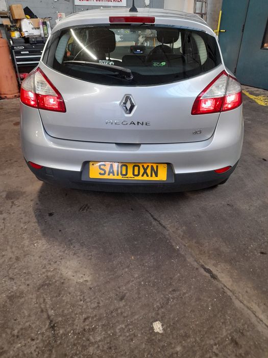 Megane 3 maner usa broasca usa si alte piese