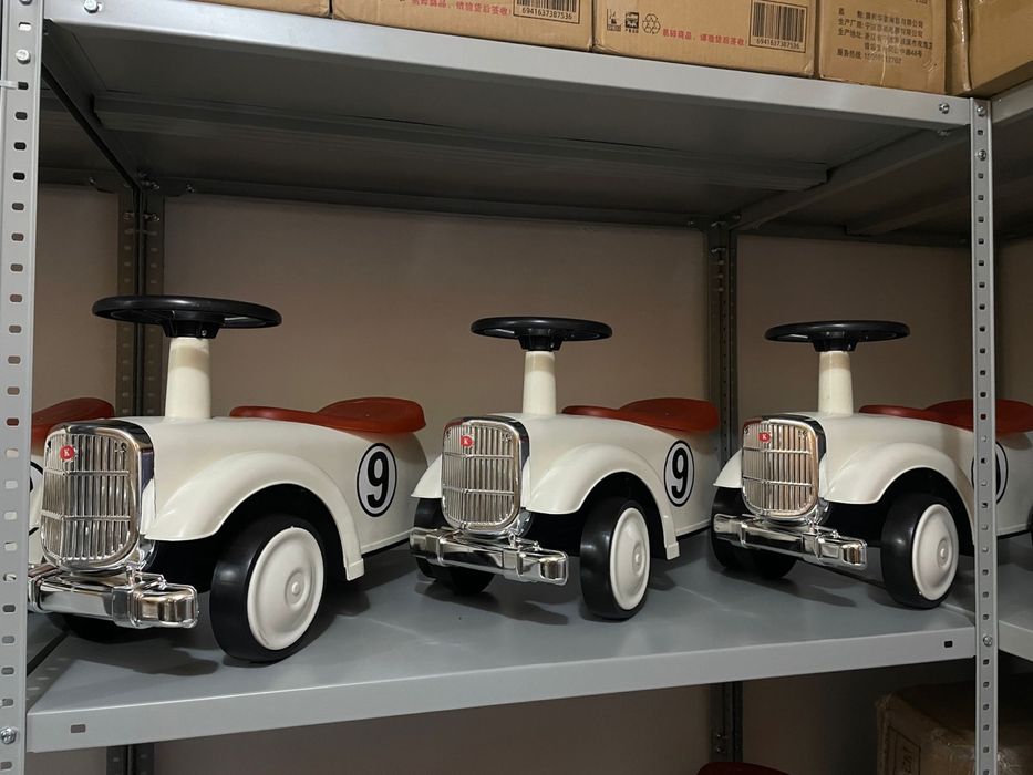 Детская каталка (ретро)