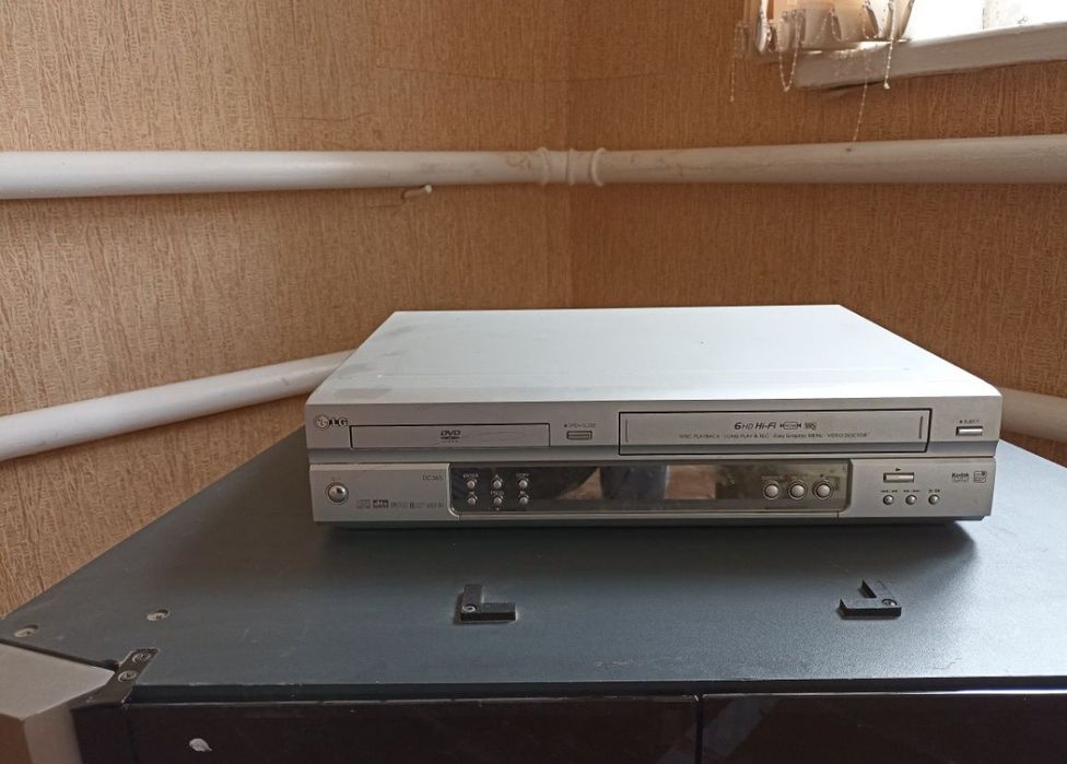 Продам тумбы под телевизор