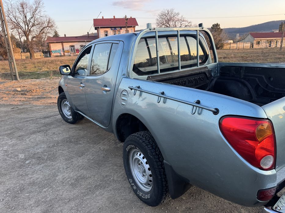 Mitsubshi L200 20008