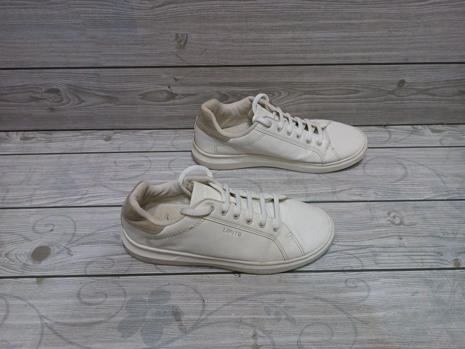 Levis N 40 сникърси