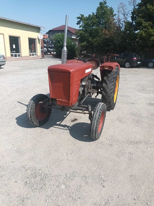 tractor agricol Carraro 300