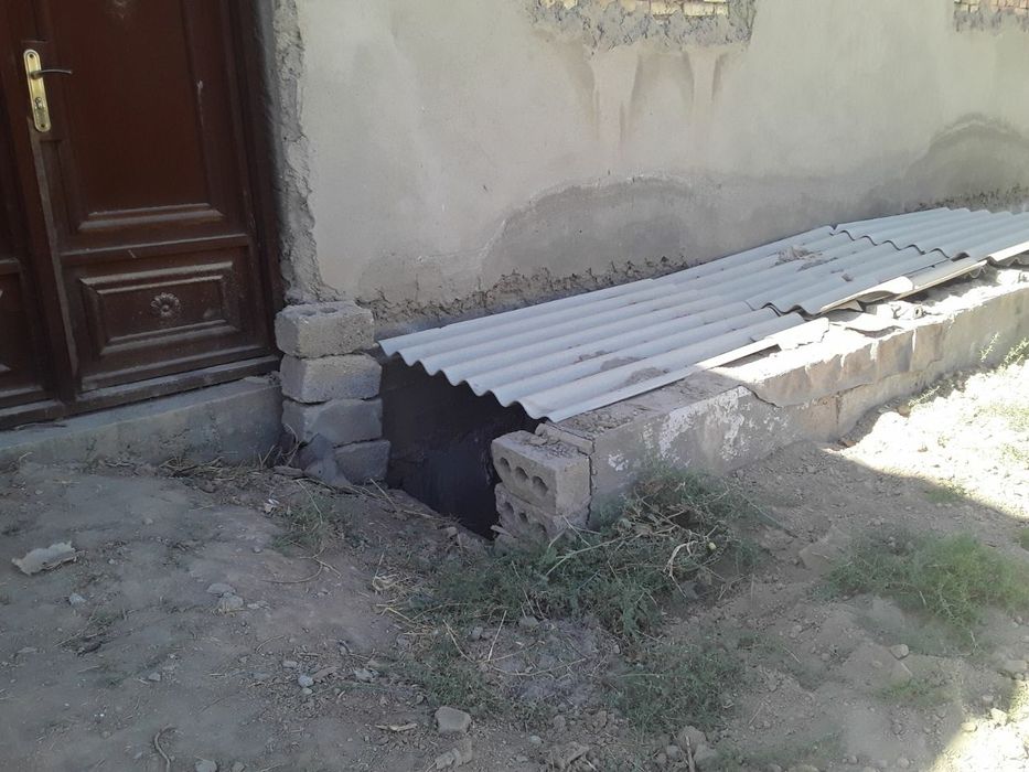 10 суток,битмаган,2етажга мулжалланган,12метр падвалли ховли сотилади