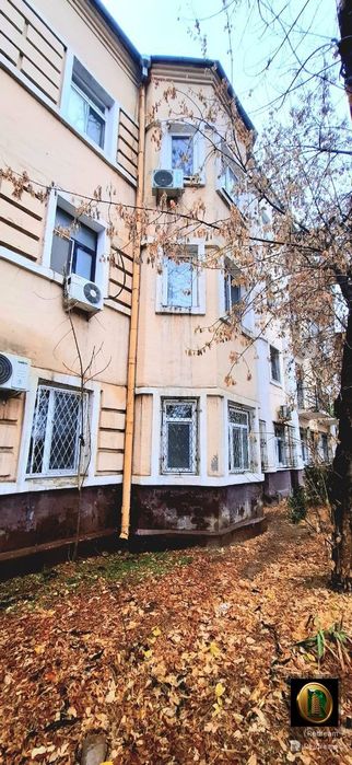 Срочно продам свой квартиру!Торг в реалном покупателям!Высоко потоло