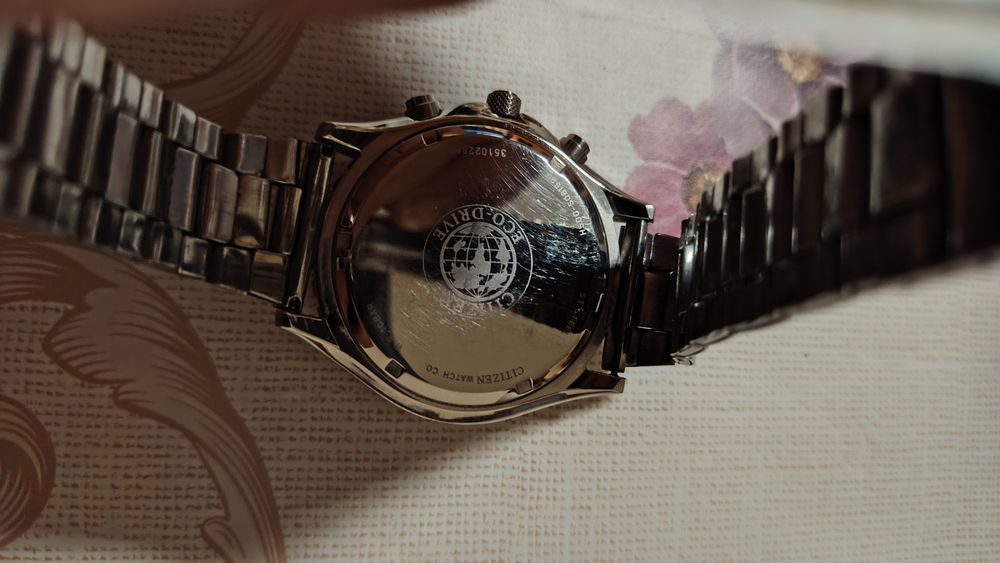 Vând ceas Citizen e o drive chronograph acumulator  nou