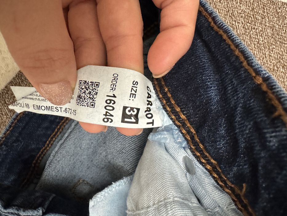 Мужские темно-синие джинсы