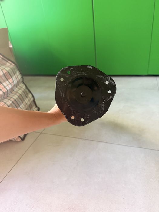 Продам железные ножки для столов