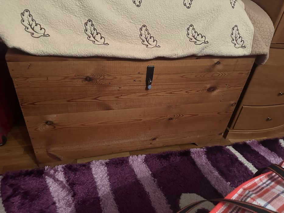 Продвм деревянный большой сундук