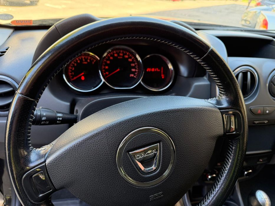 Vând Dacia Duster!!!!