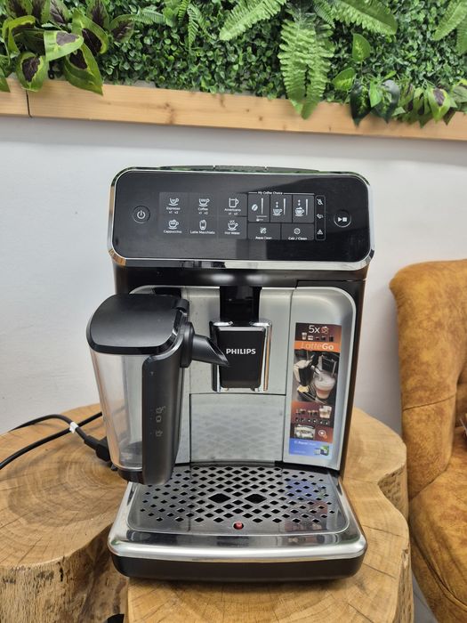 Espressor Phillips LatteGo