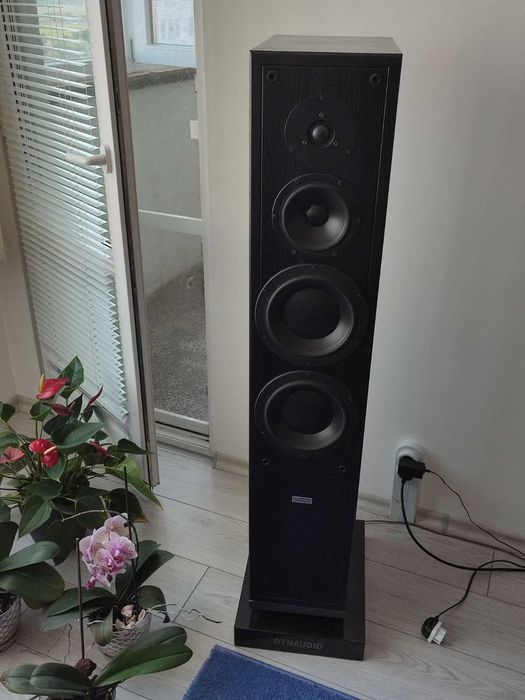 Dynaudio contour 3.3