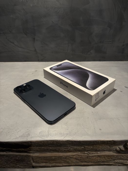 100%! КАТО НОВ Iphone 15 Pro Max Blue Titanium