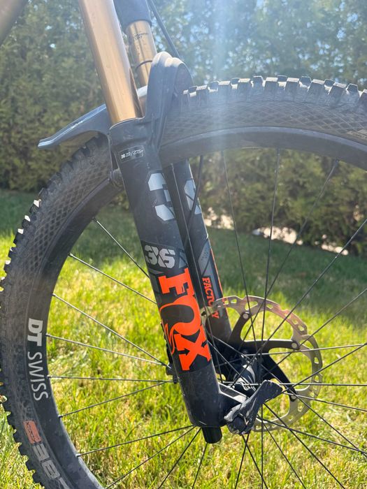 Commencal Meta TR V4 Signature Champagne XL 29''