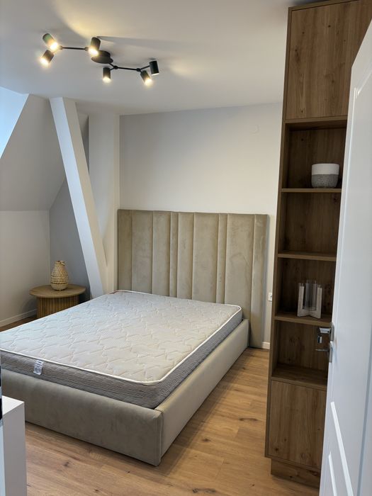 Penthouse 2 niveluri, 4 dormitoare, zona centrala