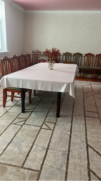 Өте жақсы жағдайдағы стол сатылады