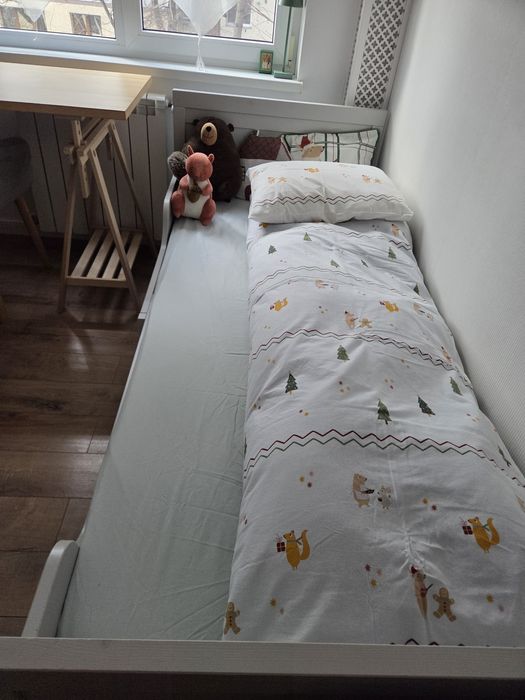 Pat extensibil si dulap Sundvik, Ikea